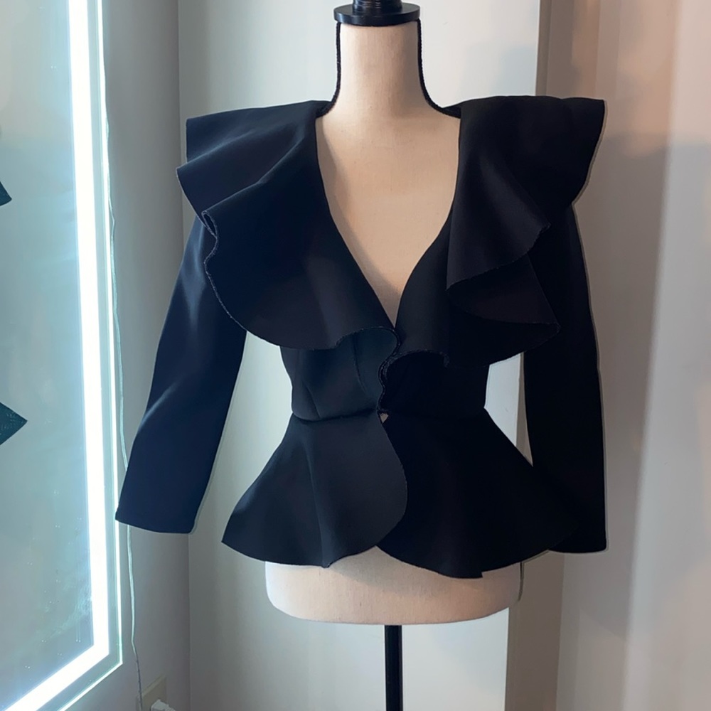 FASHION NOVA CROPPED RUFFLED JACKET